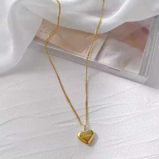 Collar Cadena Acero Inoxidable con Dije Corazón